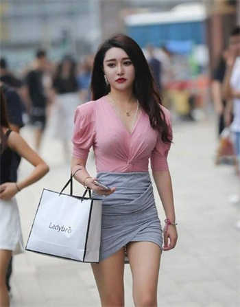 杨朵儿冯思羽董小宛