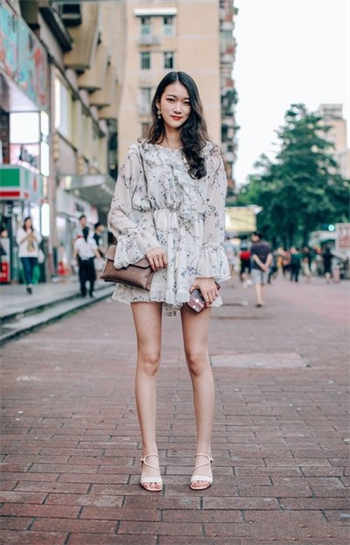 穿成残疾大佬的粉色玩偶后