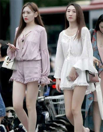 末班车后胶囊旅馆生肉