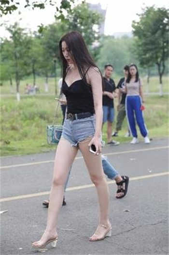 抖音好看的美臂