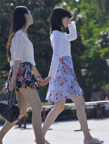 不见星空女主