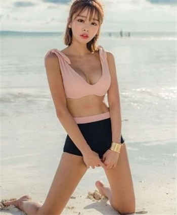 微柏免费一区