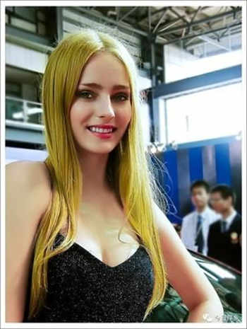 女子怀了狗狗的孩子