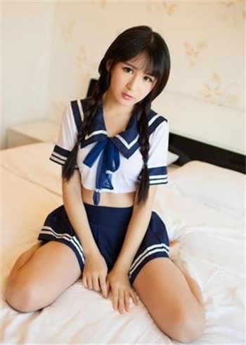 杨一凡和朋友比大小视频