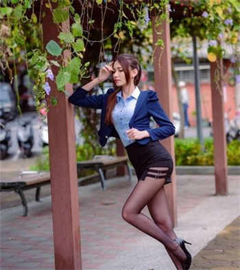 骑电动车穿裙子的尴尬