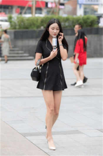 娜美罗宾女帝齐上本子