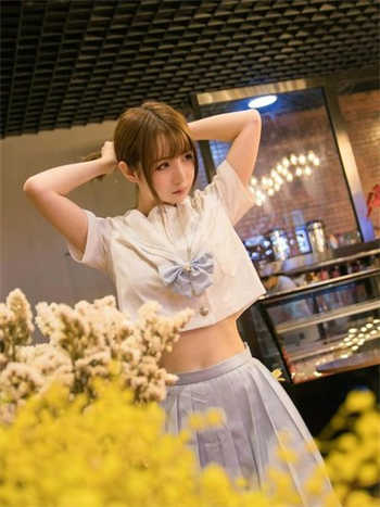 我成了秦羽墨的未婚夫卡夜