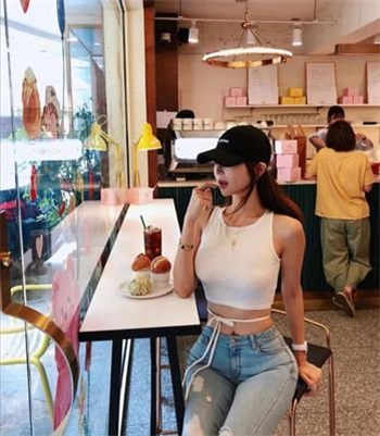 麻豆演员工作证图片搞笑