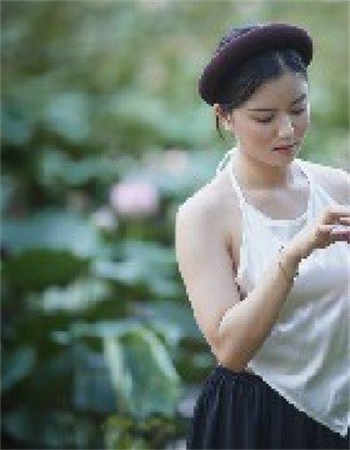 拜脚网芷晴