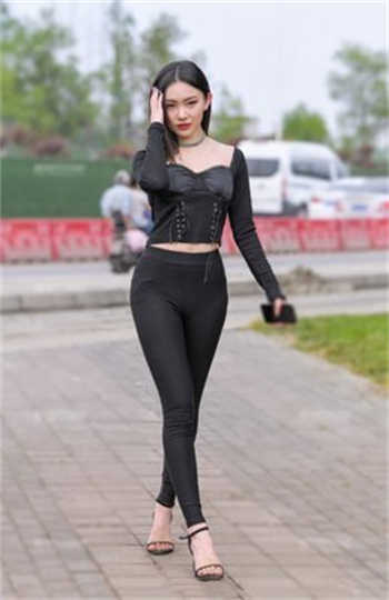 都市女明星奴隶主